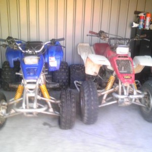 MY 2 BLASTERS SITTING IN THE GARAGE COLLECTING DUST BECAUSE I DONT NO HOW TO GET THEM RUNNING! THE WHITE 1 WAS RUNNING AND NOW IT JUST WONT START FOR SOME REASON & THE BLUE ONE WAS COMPLETELY REBUILT AN WANT START!  SOMEONE PLEASE HELP ME!!!!!