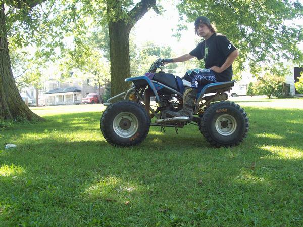 2001 yamaha blaster
bored .30 over?
fmf pipe
wiseco pistons
maxxis razor tires
oversize carb.
renthal handle bars
Boysen Reed and Reed Spacer
K & N Air filter
