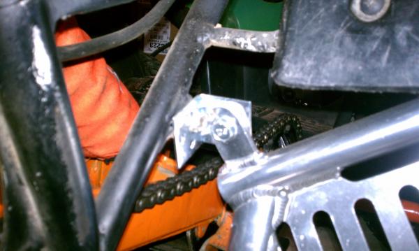 bracket that i bought to hold the heel guard up.