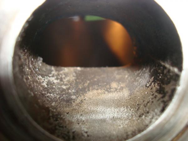 Inside exhaust port