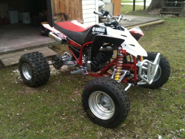 its a roller. i just realized i mounted the rt front tire backwards...too many beers lol