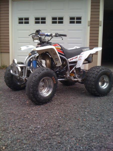 Look at all pics for full story 1999 Yamaha Blaster 200 two stroke. with working oil