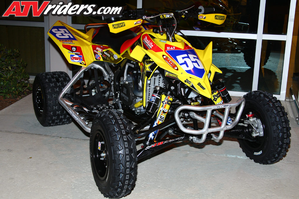 yoshimura-2009-atv-race-team-doug-gust-ltr450-atv.jpg