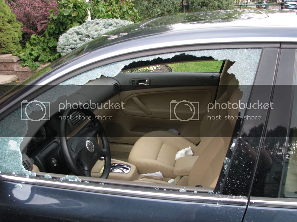 brokenwindow002.jpg