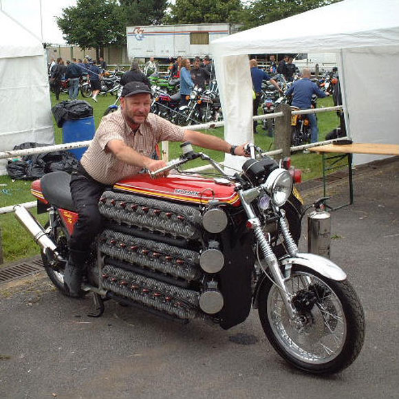 48-cylinder-bike-580.jpg