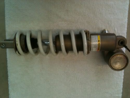 SuzukiLTZ450Shock.jpg