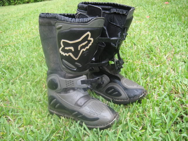 Boots3.jpg