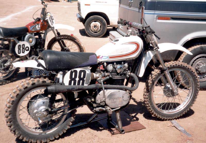 YZ650b.jpg